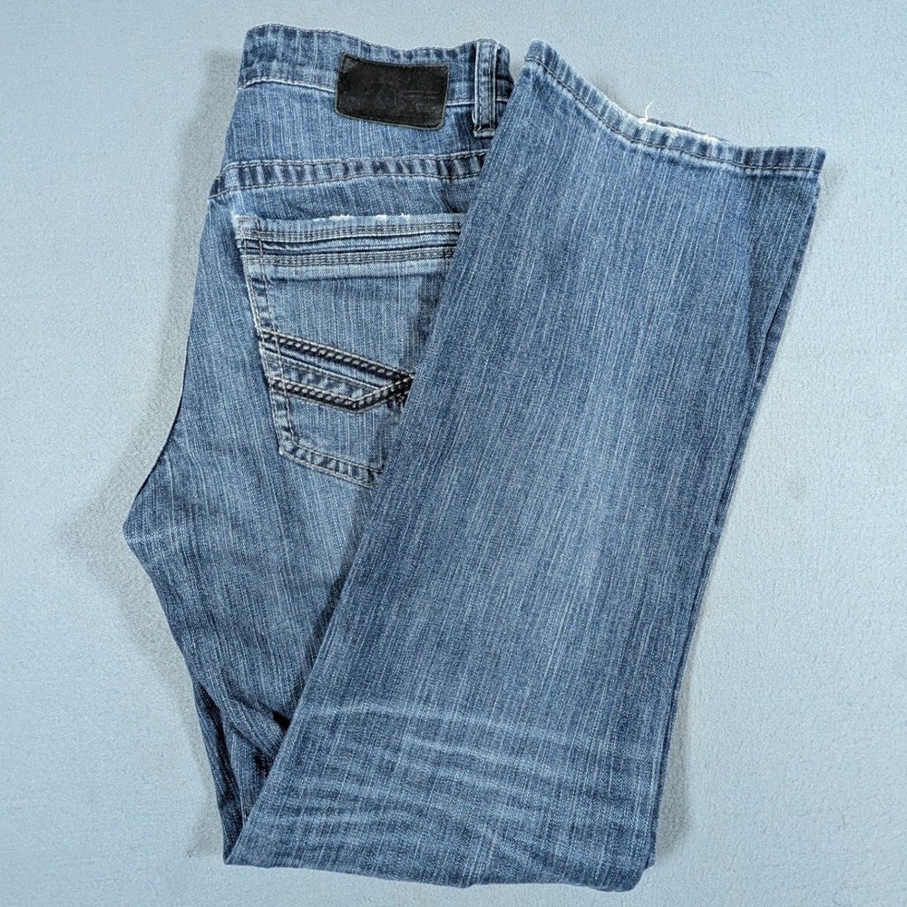 BKE Jake Bootleg Jeans Mens 31R Medium Wash Distressed Denim